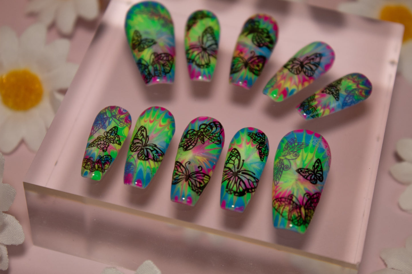 Butterfly Groovin’ Press on Nails