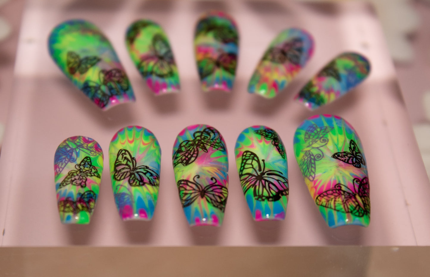 Butterfly Groovin’ Press on Nails